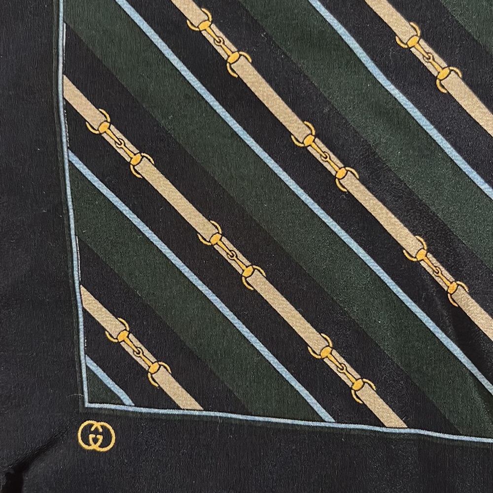 GUCCI Silk Neck Scarf | Double G logo, Double Snaffle Bit, RARE - Picture 6 of 10